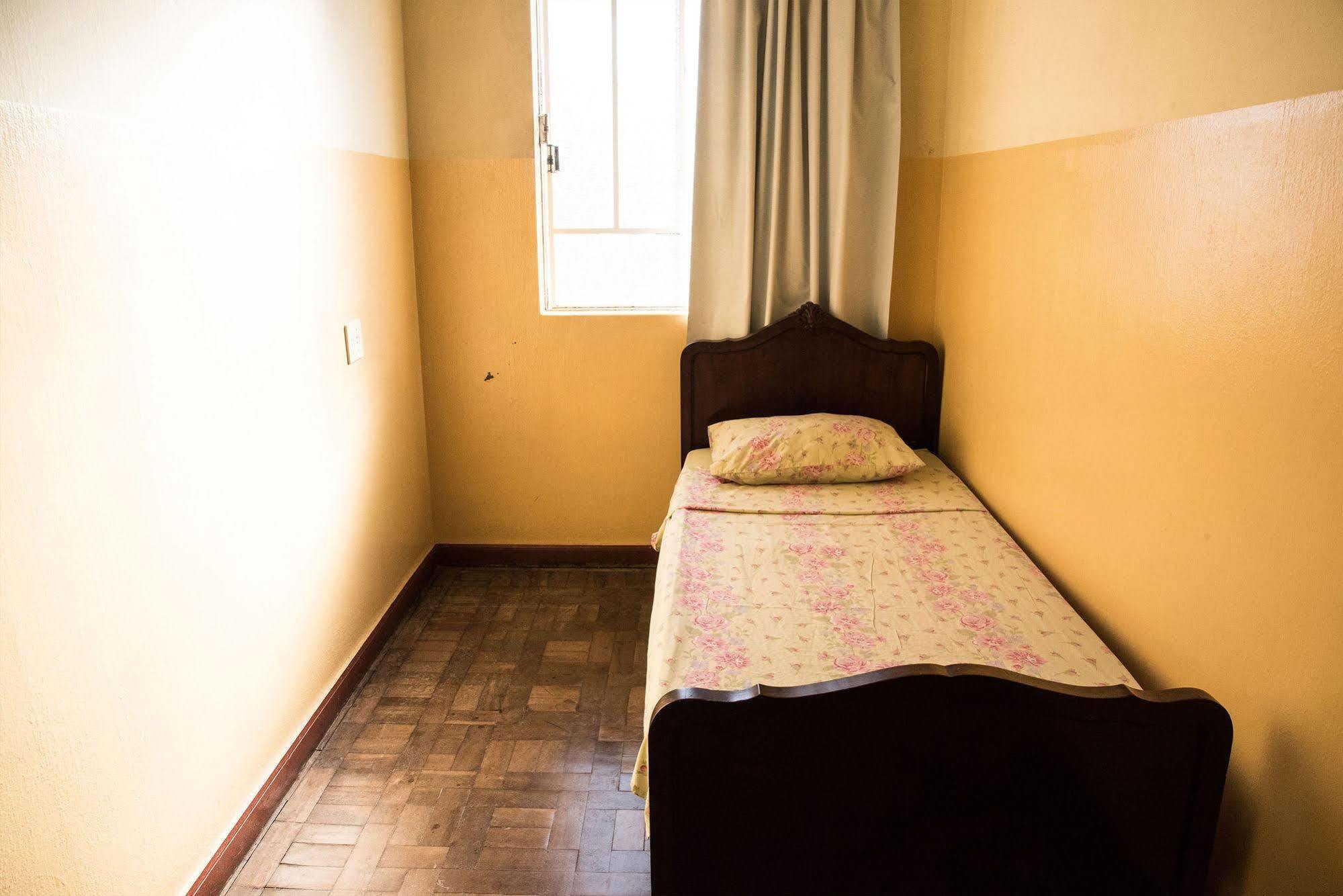 Hotel Pinheirinho กูรีตีบา ภายนอก รูปภาพ